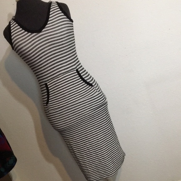 Must love stripes ππ°ππΏπ - Picture 1 of 7